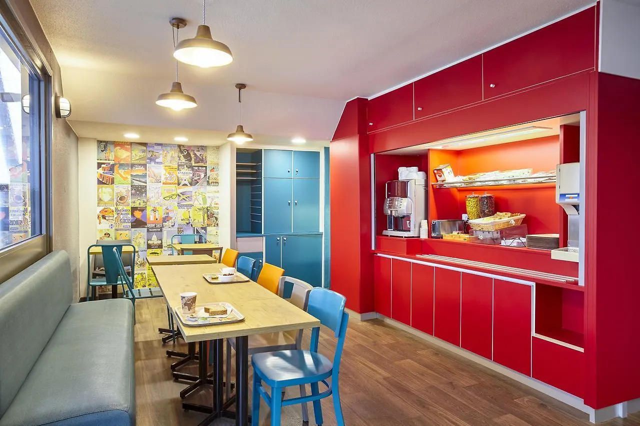 Hotel hotelF1 Marseille EST