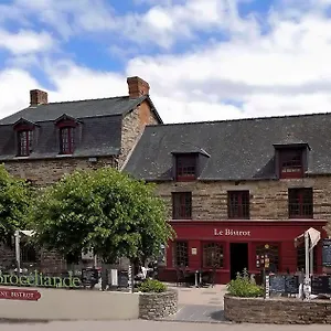 Logis Hotel, Restaurant Et Le Relais De Broceliande Hotel Paimpont